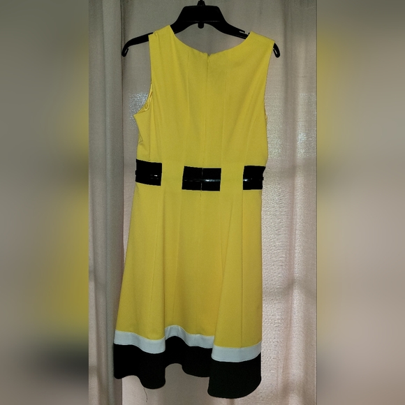 Calvin Klein, size 8, yellow - Picture 2 of 3
